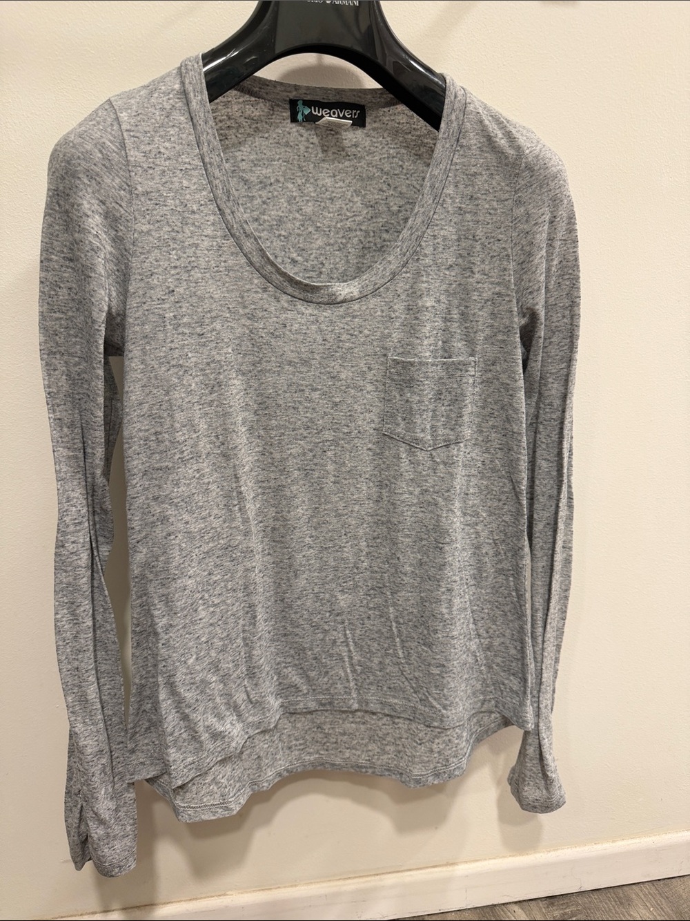 Weavers Heather Gray Long Sleeve Scoop Neck Tee